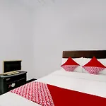 Oyo 94206 Pondok Zalsha