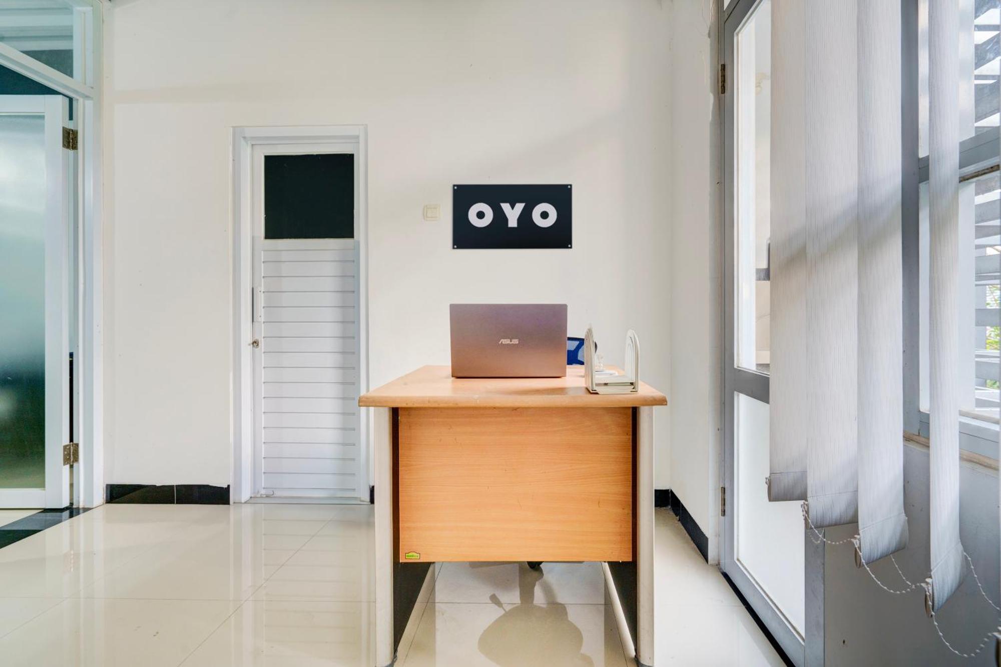 Oyo 94206 Zalsha 2*